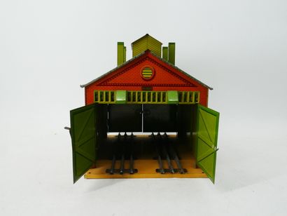 HORNBY :
Set includes:
- A Windsor station...