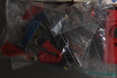 Lot HO :
- JOUEF
Set of rails and various...