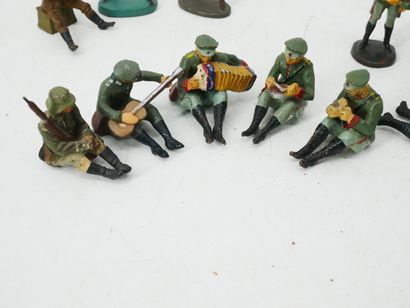 ELASTOLIN (Germany) :
Set of 12 painted composition...