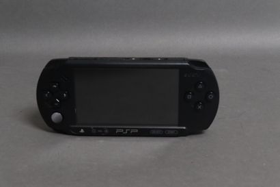 SONY
PSP street E1004 charcoal black console...