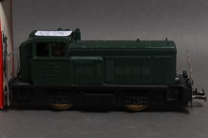 JOUEF HO
- Steam locomotive 040 TA ref 8292,...