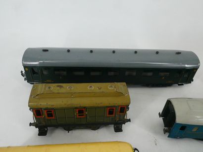 Lot including:
- Two Pullman JEP Unis France...