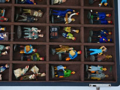 ELASTOLIN (Germany) :
Set of 55 small figures...