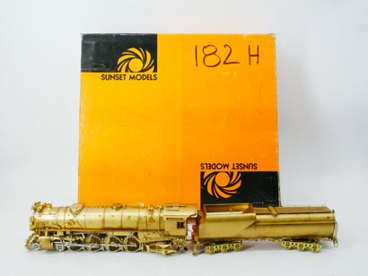 SAMHONG SA (Korea) :
CHESAPEAKE OHIO 4-8-2
Metal...