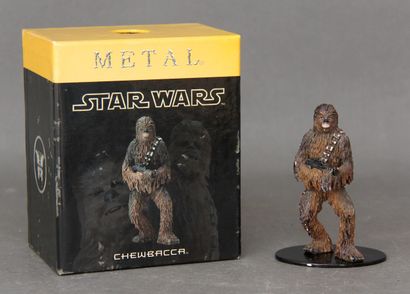 *ATTAKUS - STAR WARS
Chewbacca metal sculpture...