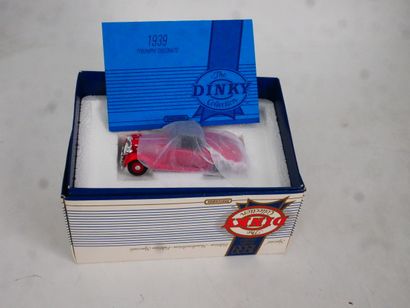 Lot comprenant : 
-	 1 Jeep Willys n°1322...