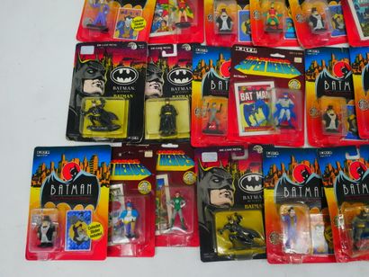 BATMAN, ERTL (USA) 
Lot of 26 painted metal...