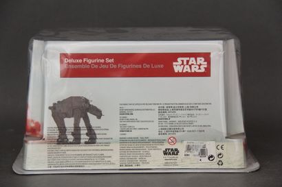 *STAR WARS - Disney store
A set of 10 deluxe...