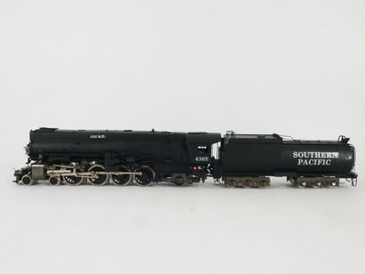 Southern Pacific 4-8-2
Locomotive and tender...