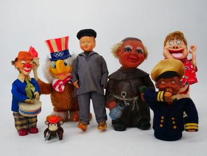 Lot de 6 figurines en plastique souple ou...