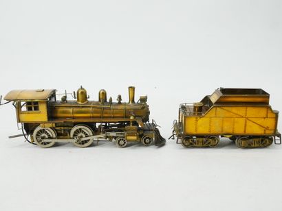 (Japan) :
Canadian Pacific 220 4-4-0
Unpainted...