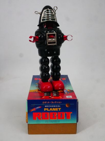 Lot including:
- 1 ZAPP BRANNIGAN SPACE GUN,...