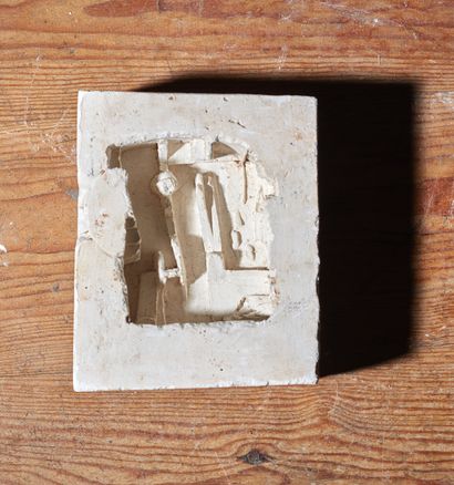 Gilbert WEIL
Plan
Sculpture rectangulaire...