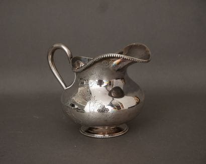 HARLEUX silversmith
Milk jug on 950°/°° silver...