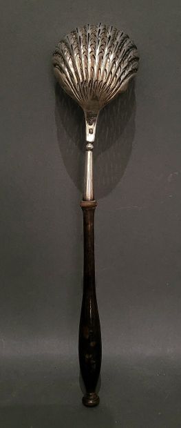 Cuillère à saupoudrer en argent 950°/°°,...