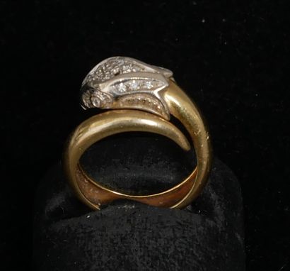 Bague serpent en or jaune et gris 18k, sertie...