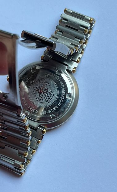 TAG HEUER - REF. 915.813 - ANNEES 90
Montre...
