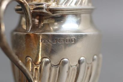 Silver lot:
- Pair of Louis XVI style 950°/°°...
