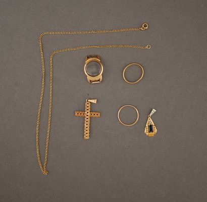 Lot en or jaune 18 k :
- Chaine de cou, L...