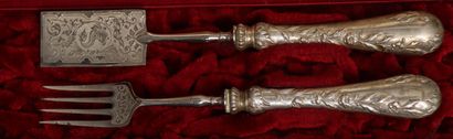 Lot: 
- Cutlery, handles in silver-coated...