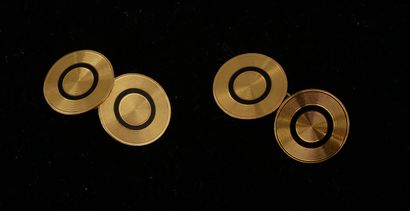 Paire de boutons de manchettes en or jaune...
