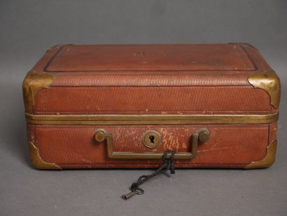 SORMANI
Leather and brass travel toilet case
H:...