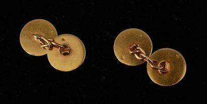 Paire de boutons de manchettes en or jaune...