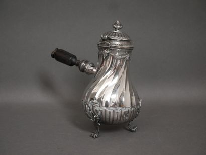 Covered tripod coffee pot in 950°/°° silver...