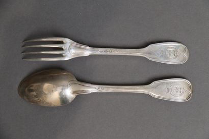Twelve table settings in 950°/°° silver with...
