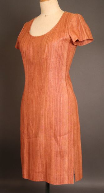 YVES SAINT LAURENT Variation
Trois robes...