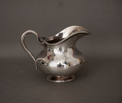 HARLEUX silversmith
Milk jug on 950°/°° silver...
