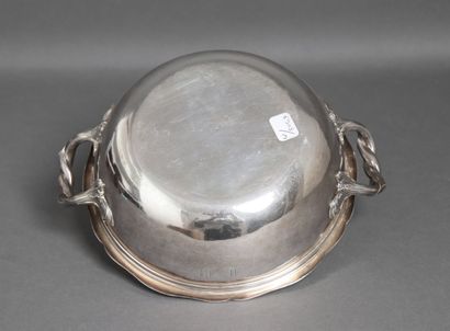 Louis MANANT silversmith
Covered ecuelle...