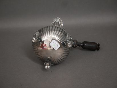 Covered tripod coffee pot in 950°/°° silver...