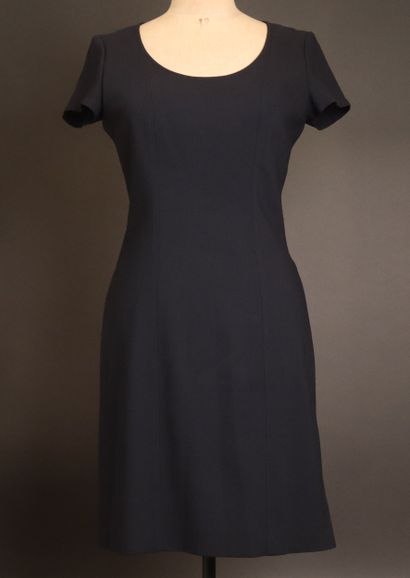 YVES SAINT LAURENT Variation
Trois robes...