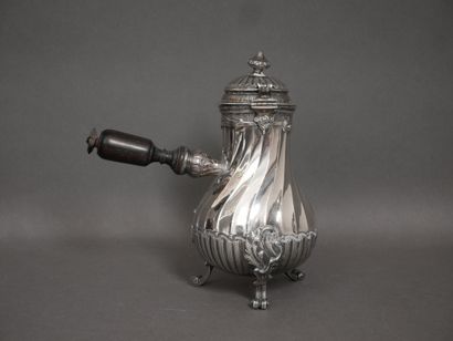 Covered tripod coffee pot in 950°/°° silver...
