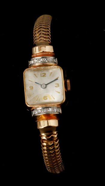 Bracelet montre de dame en or jaune 18k,...