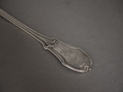 Ladle in 950°/°° silver with contoured fillets,...