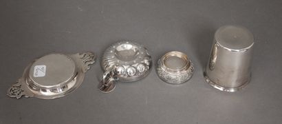 Lot in silver 950°/°°: 
- Bowl with two handles,...