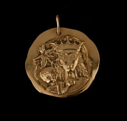 Médaille religieuse en or jaune (750/1000e),...