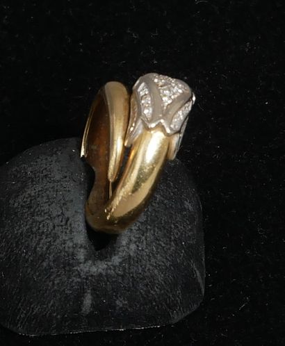 Bague serpent en or jaune et gris 18k, sertie...