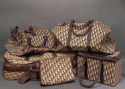 Christian DIOR 
Jacquard canvas and brown...