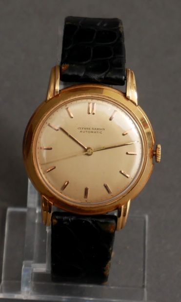 Ulysse NARDIN 
Montre d’homme à boitier rond...