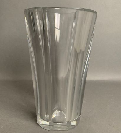 BACCARAT Cutaway crystal vase, marked H:...