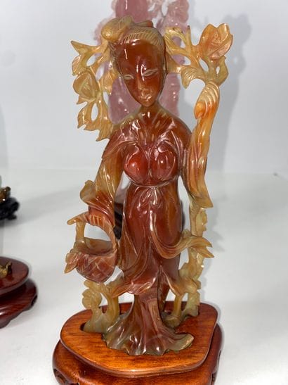 CHINA Set of five statuettes in hard stones...
