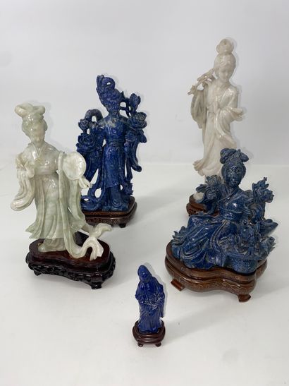 CHINA Set of five statuettes in hard stones...