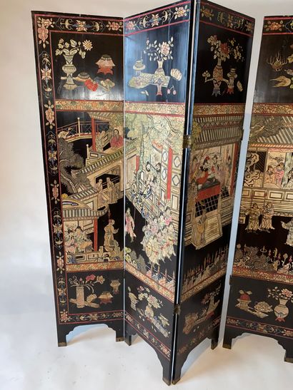 CHINA Six-leaf folding screen in incised...