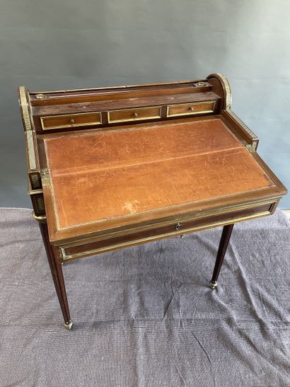 Small mahogany slatted cylinder desk, tapered...