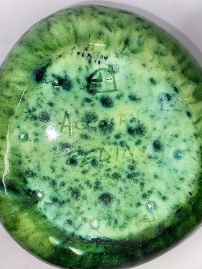 ACCOLAY BEDDIA (?): Hollow fruit bowl in...