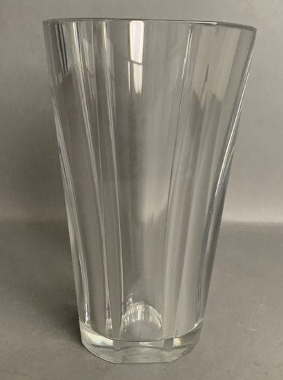 BACCARAT Cutaway crystal vase, marked H:...
