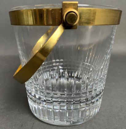BACCARAT Cut crystal ice bucket, Nancy model,...
